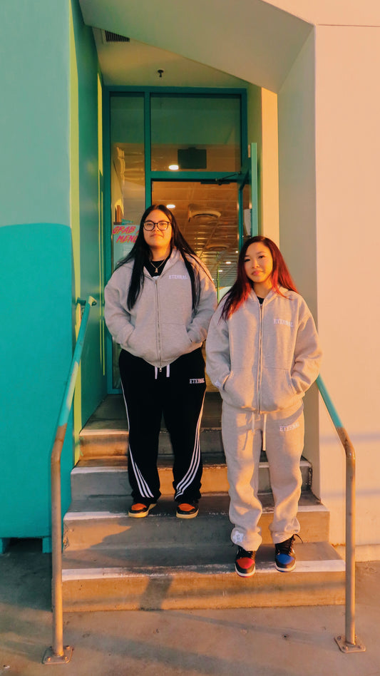 GREY STRAIGHT LEG SWEATPANTS